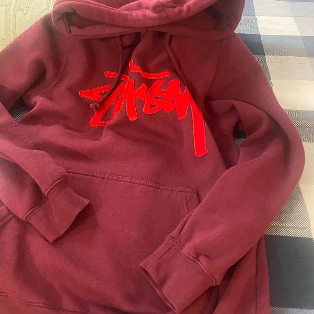 Stussy size small no stains no holes